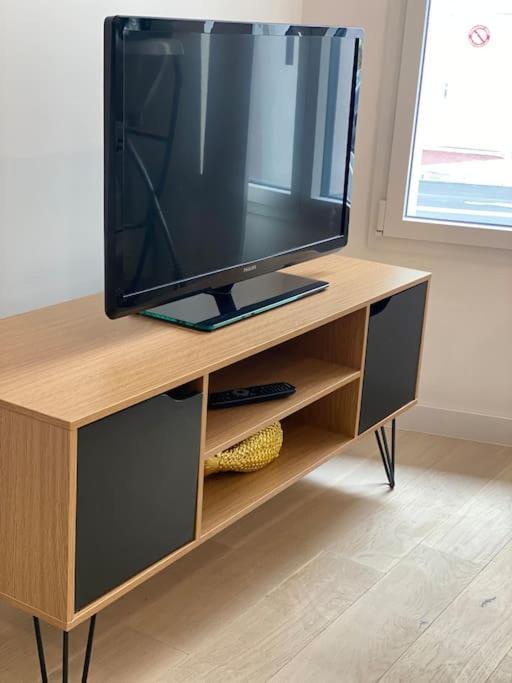 Brand New 1 Bedroom Flat With Parking- 5 Min Paris Pte De Versailles Issy-les-Moulineaux Exteriér fotografie